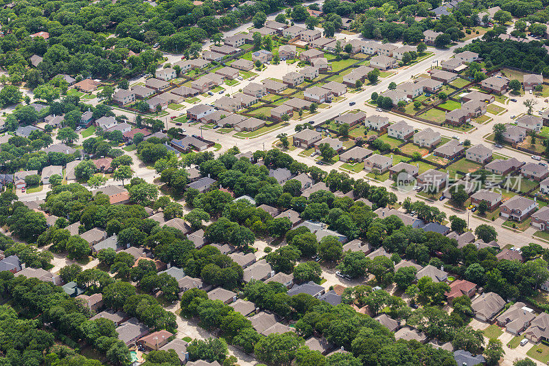 郊区住宅ariel view